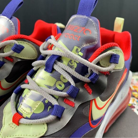 Nike Air Max 270 React Size 6.5y / 8 Women's - Picture 8 of 13